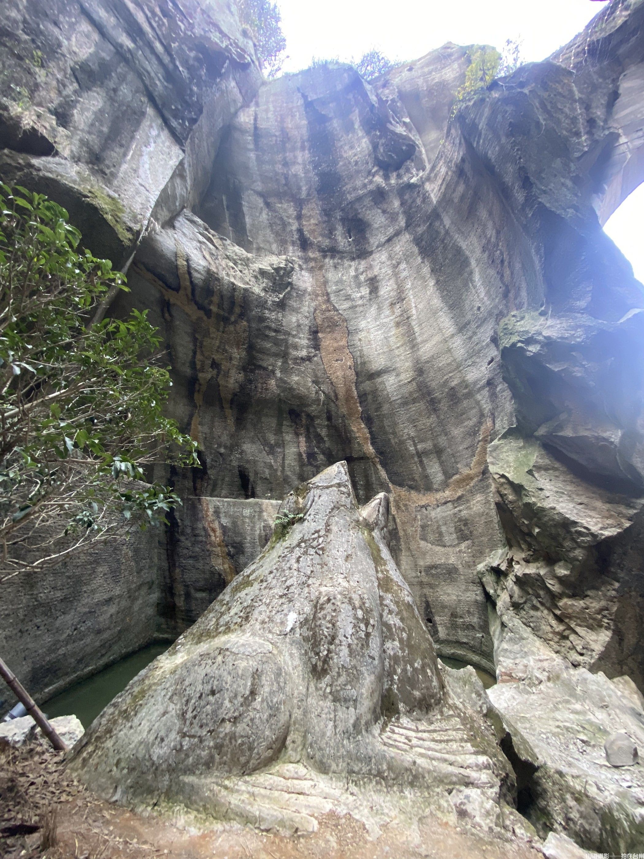 探秘千年斧凿·光影秘境启新章——黄岩石窟影视外景地巡礼(图21)