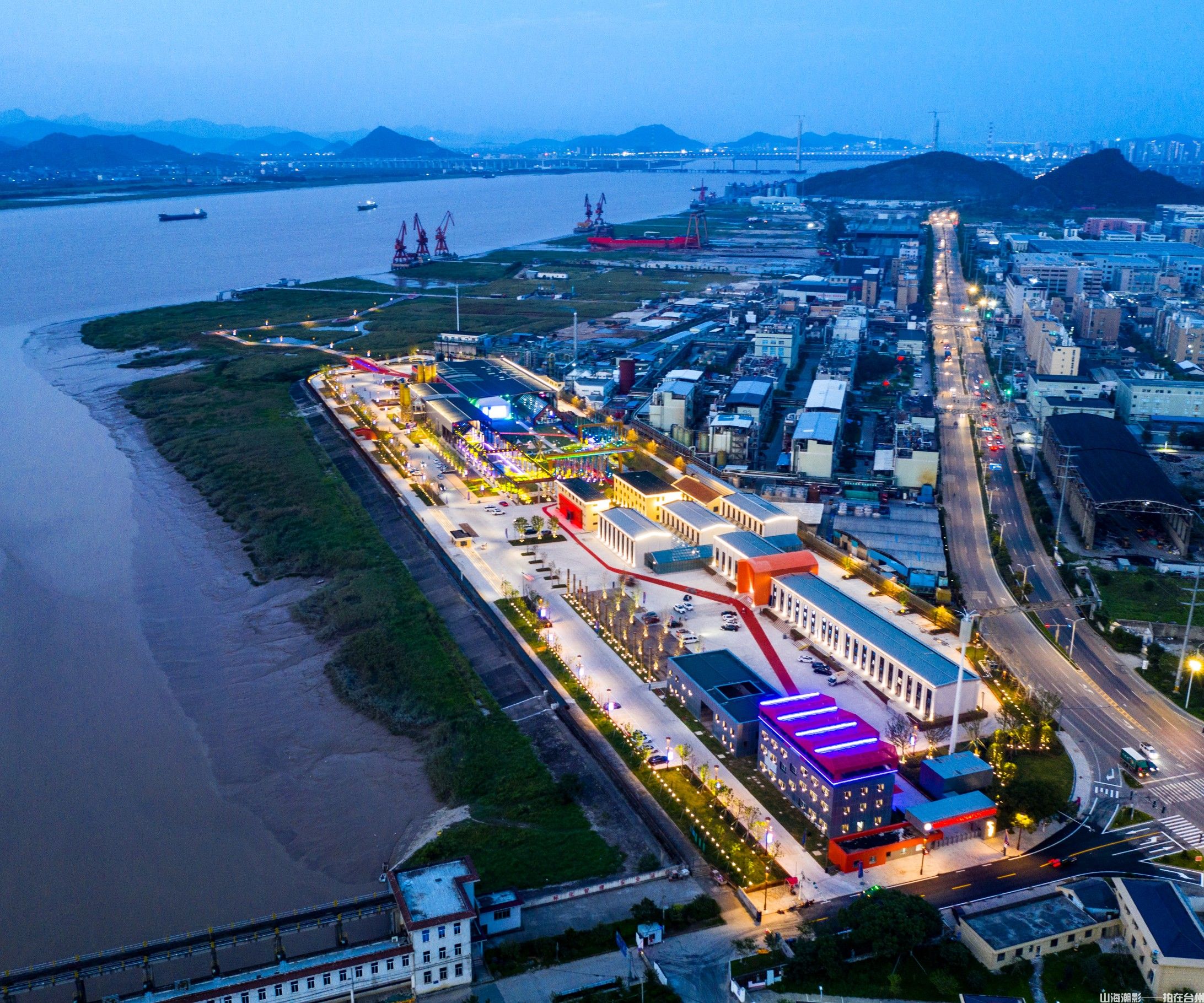台州梦创园：工业风结构下的光影艺术与央视盛事之地(图1)