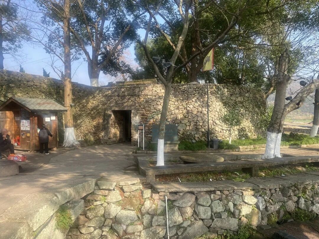 临海桃渚古城|江南明代抗倭卫所活标本，影视战争场景的真实模板(图1)