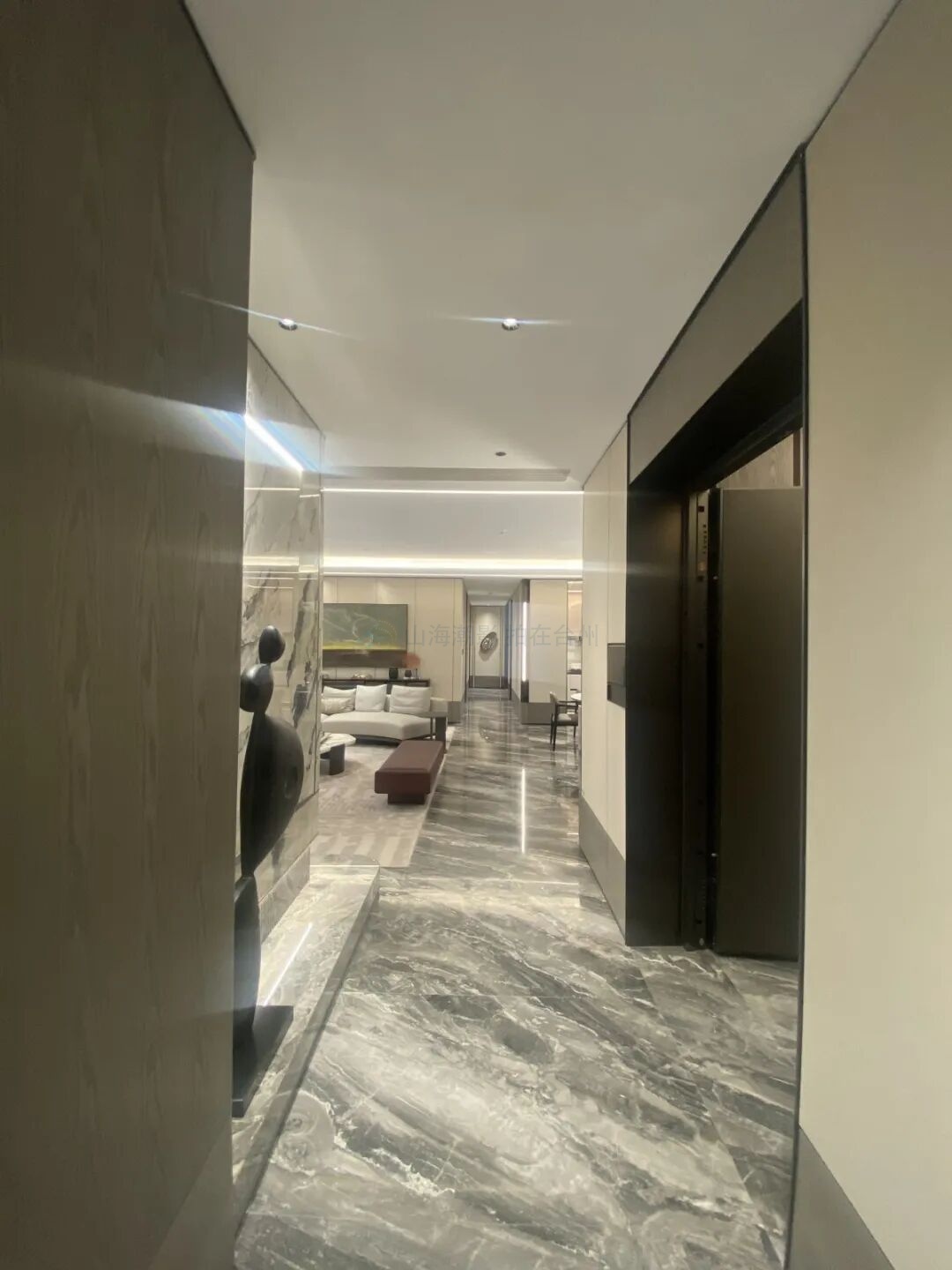 台州椒江这个新中式房产项目，藏着网剧的豪华场景建发璞云“新中式会所＋豪华大平层”(图4)