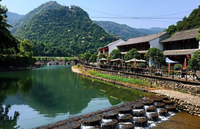 浙东山水画卷 光影造梦之境——探秘三门潘家小镇影视外景地