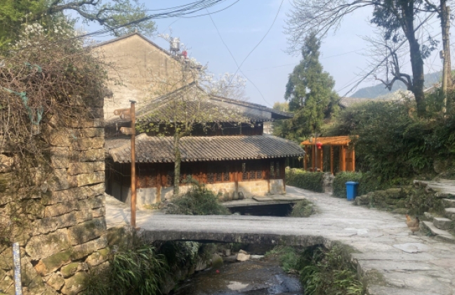 黄岩富山半山村：石阶石屋藏古韵，台州这座潜力外景地正等剧组来