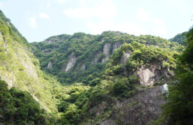秘境天成，光影流淌——天台龙溪乡龙潭幽谷影视外景宝藏地